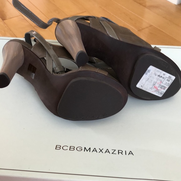COPY - BCBGMAXAZRIA Leather Sandals — New - Picture 3 of 3